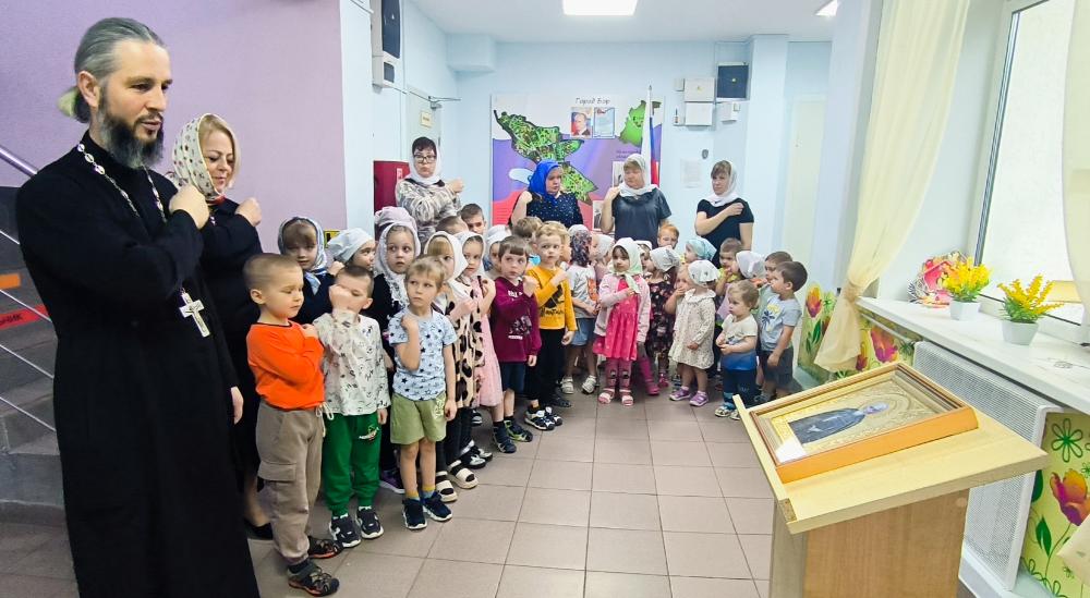 Утренняя молитвенное правило в детском саду